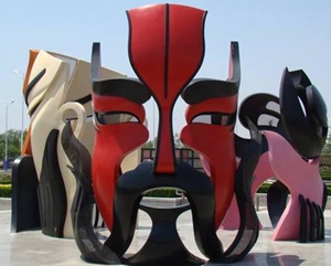 不銹鋼雕塑為何逐漸成為現代廣場雕塑的主流